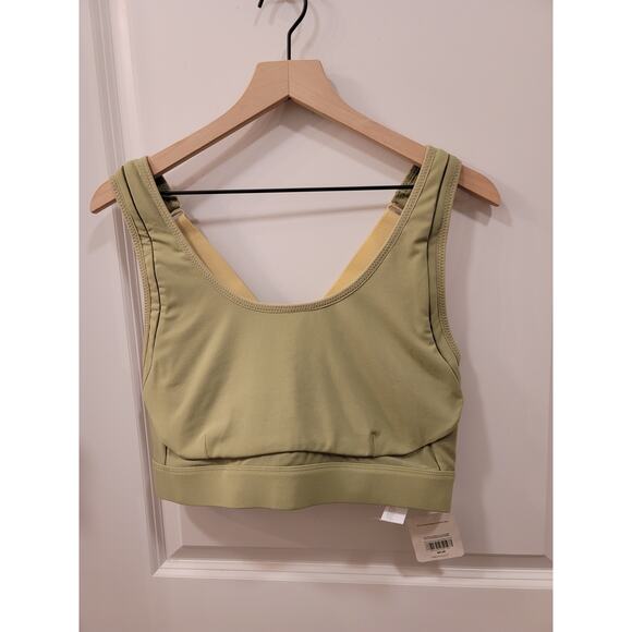 Fabletics Belle High Impact Sports Bra in Green - Picture 2 of 7